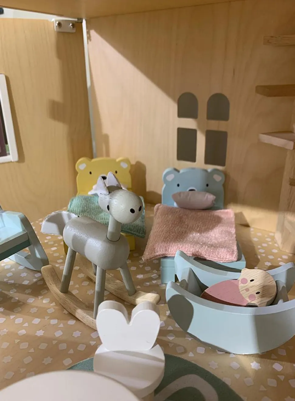 Dukkehusmøbler - Børneværelse