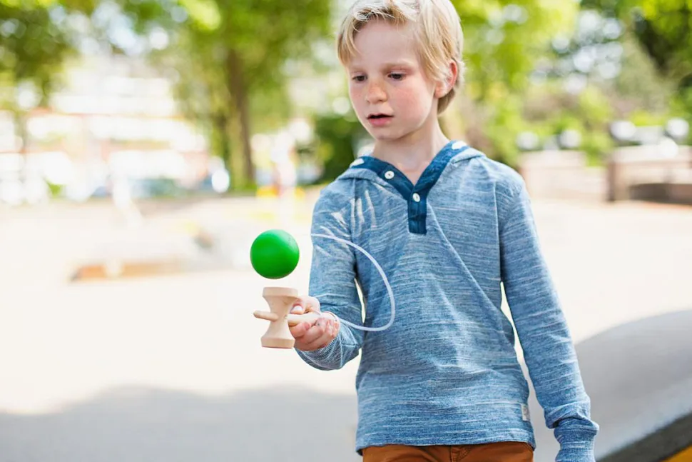 Kendama - Kaste/gribe spil
