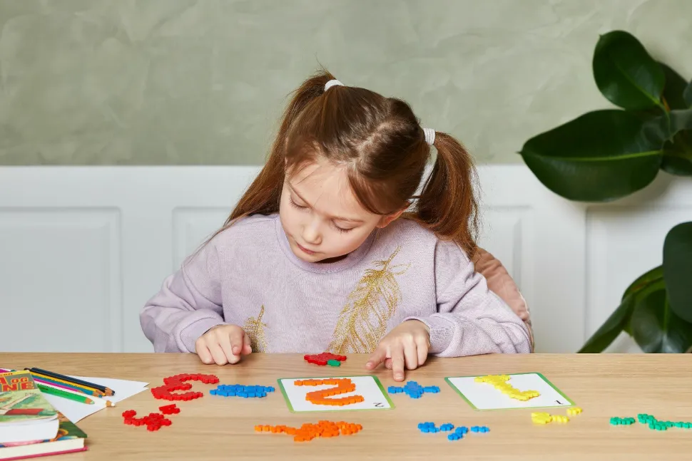 Plus-Plus ABC + 123 Mix inkl. kasse, 2.000 stk